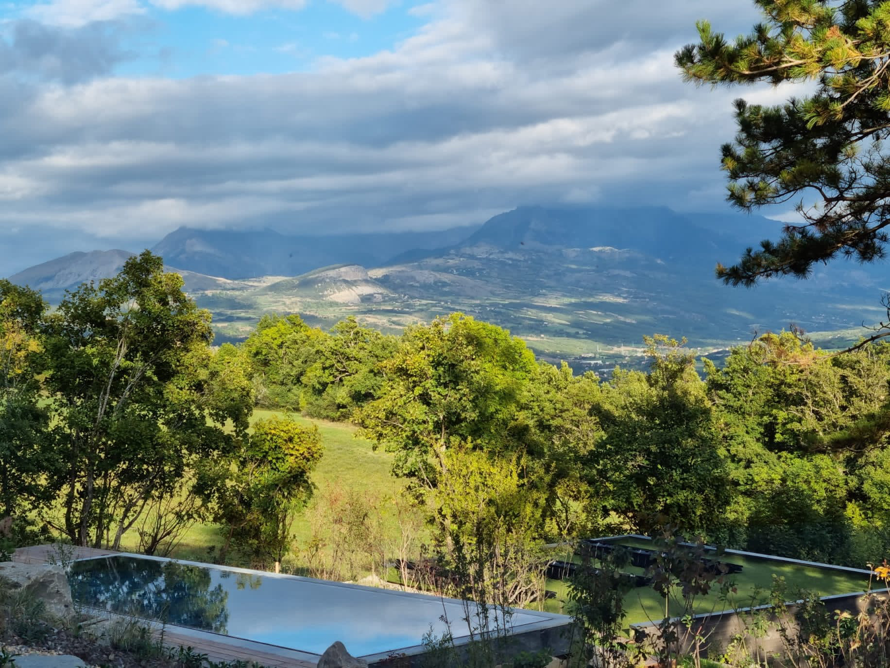 Vue sur les montagnes